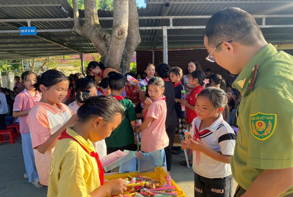 TUYÊN TRUYỀN PHÒNG CHỐNG TÁC HẠI CỦA RÁC THẢI NHỰA TẠI TRƯỜNG PTDTBT TIỂU HỌC CAO THƯỢNG